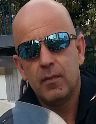 מני אילוז