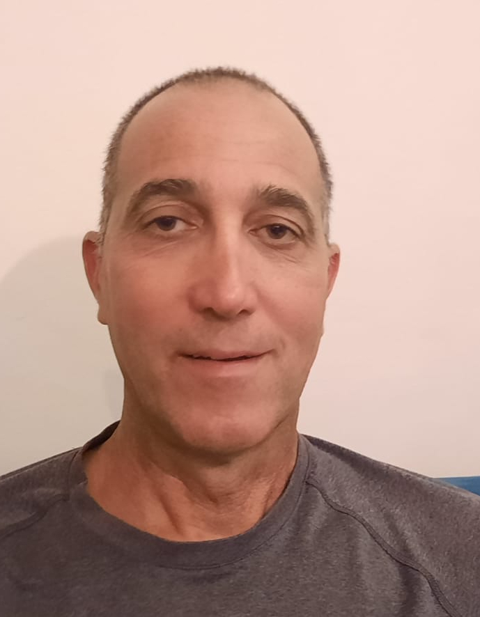 עקרי יורם