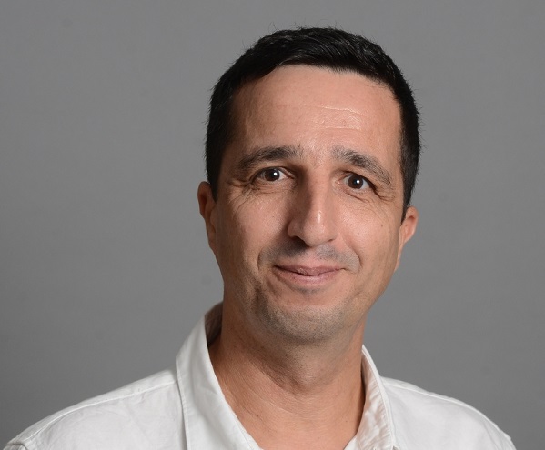 אלי אמויאל