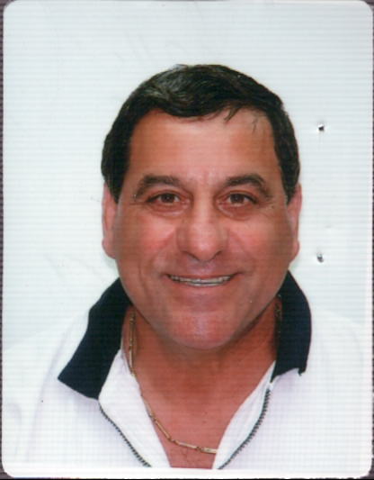 דניאל אורי