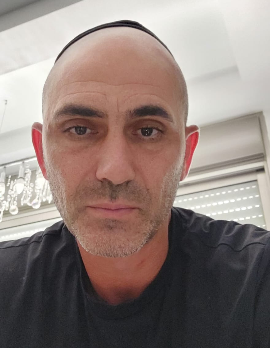 BEN AMI Eyal