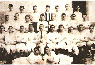 קבוצת הכדורגל של גימנסיה הרצליה בשנת 1914