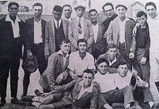 שחקני אלנבי ביום בואם להפועל ת"א - 1927