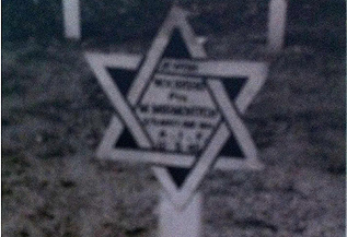 הקבר של מנחם מירמוביץ' בניו גינאה