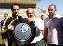 הענקת צלחת האליפות, היום בטדי