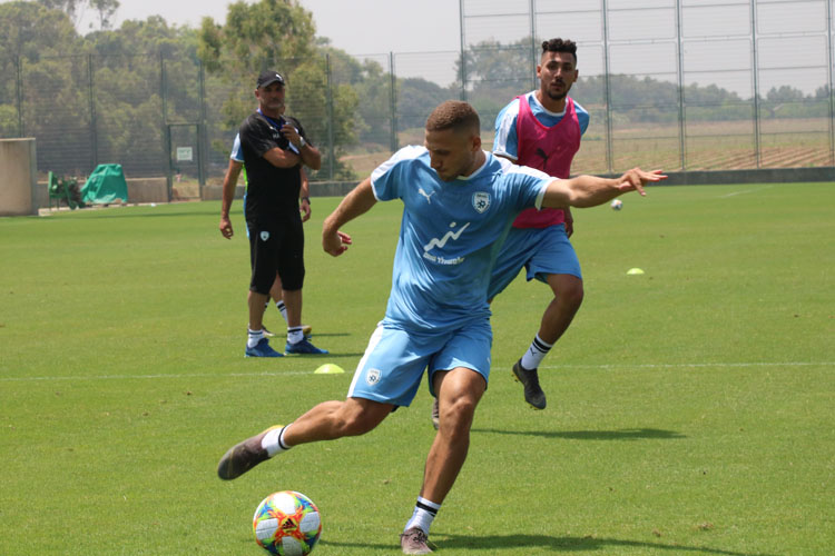 ניר ביטון: "אני פה כדי להוכיח שמקומי כאן"