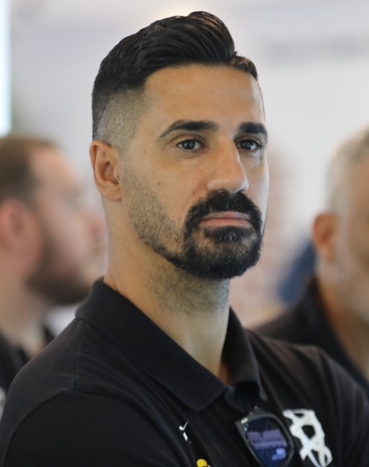 עוזר המנהל הטכני ואחראי הכדורגל בחברה הערבית