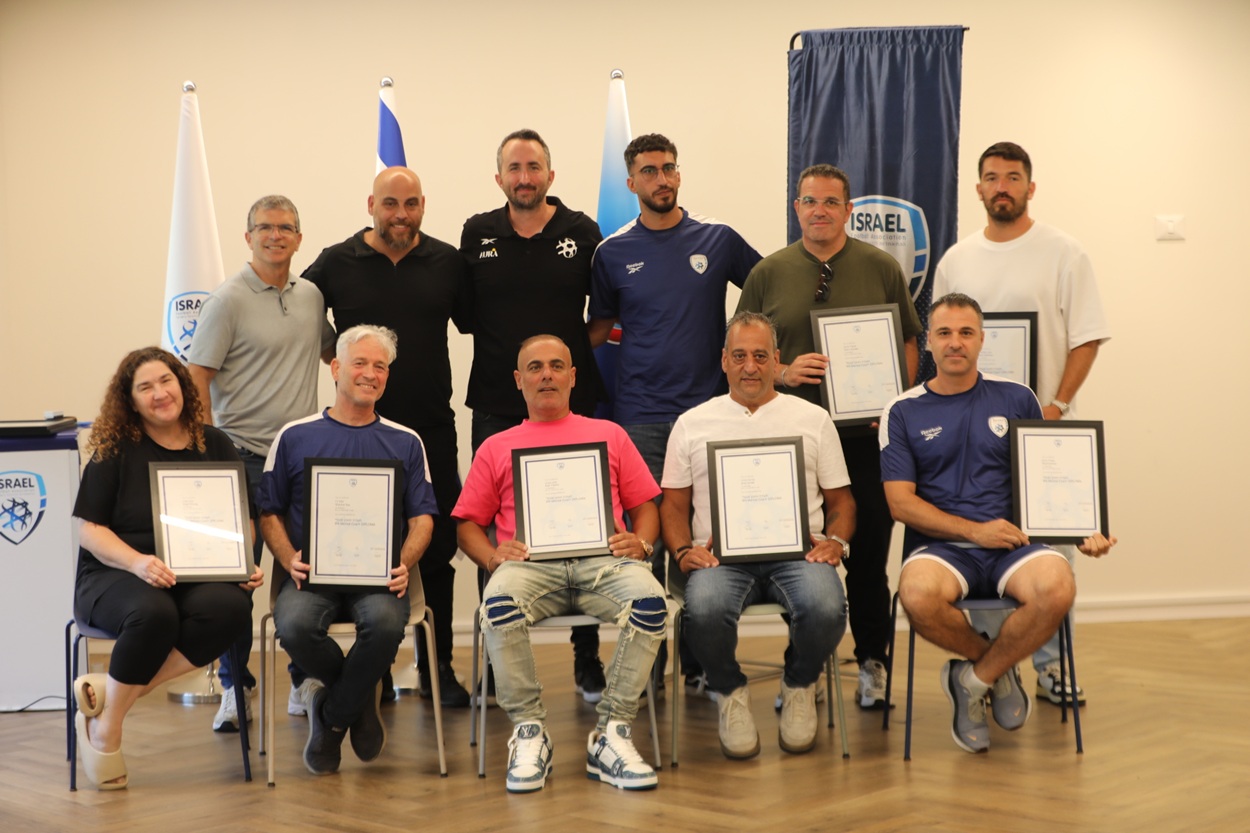 טקס חלוקת תעודות למסיימי קורס מאמנים מנטאליים